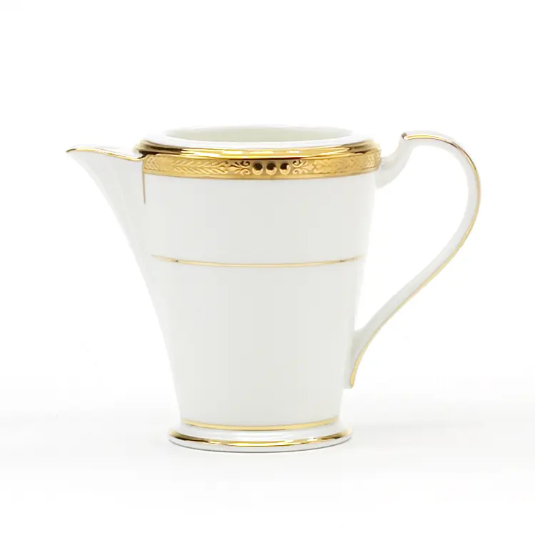 Chatelaine Gold image 5